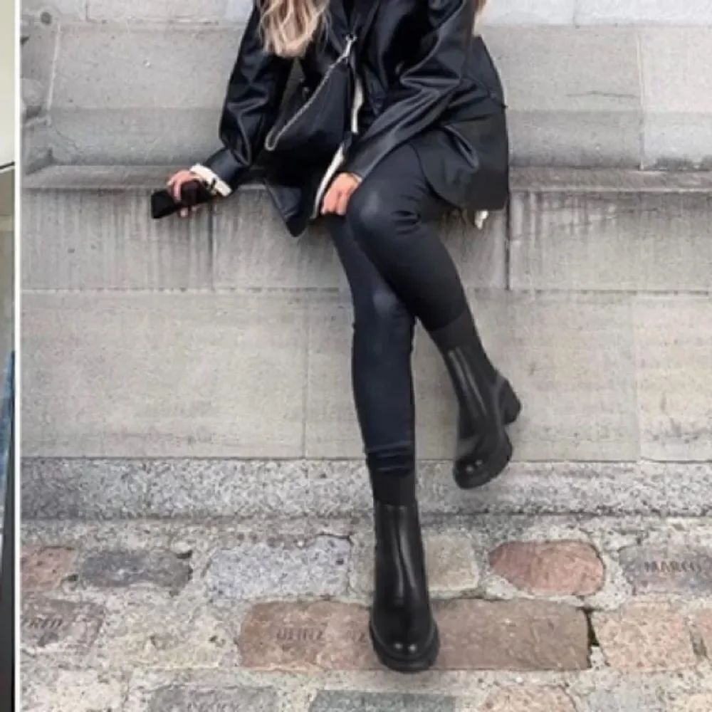 Chunky Black Boot    - Picture 5 of 5